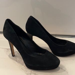 NWOT black suede sz 9